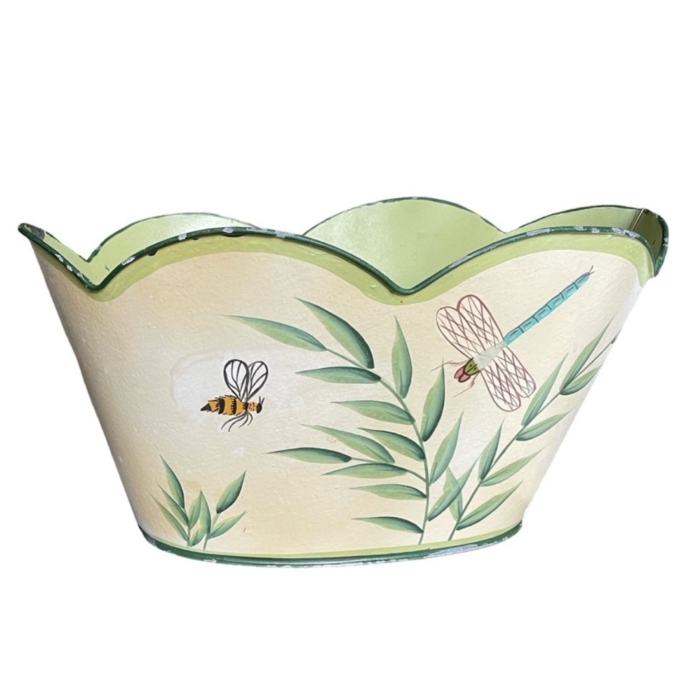 DISTRESSED PAINTED TIN PLANTER bee, dragonfly & foliage